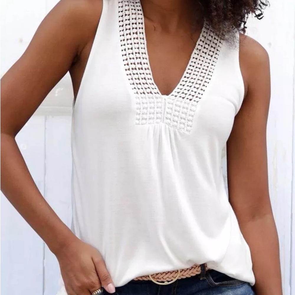 New Luscana White Sleeveless Embroidered Tank Shirt Small